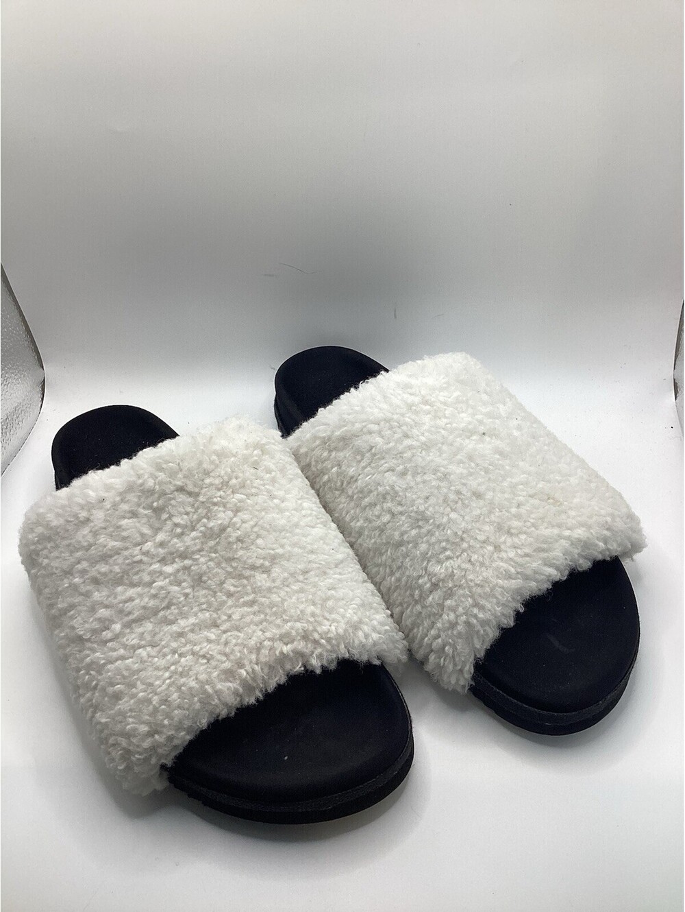 Roam Fuzzy Dlider Slipper Nib